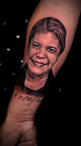 ⚜️ Tribute Portrait Tattoo ⚜️ Beautiful tribute that my client made to his  mother who recently passed away #tatttoohouston #austintattoo  #dallastattooartist #sanantoniotattoos #realistictattoo ...
