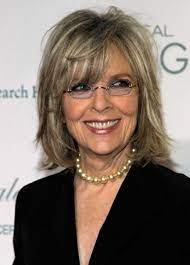 2014 Medium Hairstyles For Women Over 40 Popular Haircuts Medium Hair Styles For Women Hair Styles Cool Hairstyles