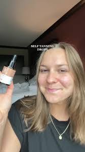 Ashley Chaisson's Instagram, Twitter & Facebook