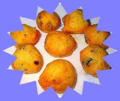 Bonda En Tamoul Boule De Pommes De Terre A L Indienne Le Blog De Cuisindiennejaponaise Over Blog Com Pomme De Terre Pommes De Terre Cuites Pomme