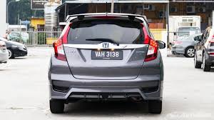 Desain terbarunya yang selalu futuristic dan sporty selalu memikat hati kaum inovasi yang terus dikembangkan pada honda jazz yang resmi dirilis pada 26 juli 2017 ini memang diterapkan sebagai salah satu upaya dari pihak. Honda Jazz 2021 Daftar Harga Gambar Spesifikasi Promo Faq Review Berita Autofun