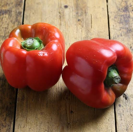 Ớt chuông đỏ - Bell pepper (red) 300gram - Santorino