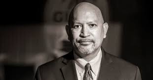 Manaotao Sanlagu: Johnny Gogo