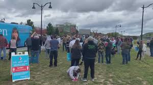 Third Party Presidential Candidate Jo Jorgensen Campaigns In Maine Spreads Message Of Libertarian Party 12newsnow Com