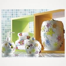 Bugs Bloom Banyo Aksesuarlari Koctas Com Tr Dekor Banyo Banyo Aksesuarlari