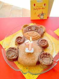 Geburtstag noch nicht richtig wahrnehmen kann und die bedeutung dessen nicht wirklich kennt, so ist es doch andere steuern gern etwas kulinarische bei, wie zum beispiel einen leckeren kuchen oder ein herrlich dekorierte geburtstagstorte. Kuchen Zum Ersten Geburtstag 5 Leckere Und Einfache Rezepte