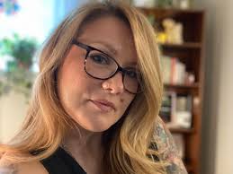 Lana Lambert's Instagram, Twitter & Facebook