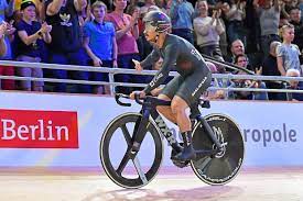 Dato' muhammad azizulhasni bin awang dpmt kmn amn (born 5 january 1988) is a malaysian professional track cyclist. Cycling Cyclist Azizul Brings Own Bedding Set From Melbourne To Tokyo The Star