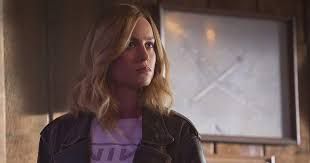 Aug 06, 2018 · marvel studios director of visual development andy park has revealed captain marvel concept art that gives carol danvers a very different haircut. Why Captain Marvel Changed Hairstyle Avengers Endgame