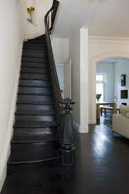 House Call Elizabeth Roberts In Brooklyn Remodelista Black Stairs Black Staircase Stairs