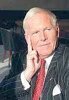 선빔사 던랩회장] 미 해고전문가 해고 당했다