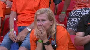 Portugal zal met twee dagen minder rust aan de aftrap komen in het broeierig warme sevilla. Jv9d 5u0mu Efm