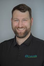 Dennis Mann's Instagram, Twitter & Facebook