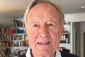 Based in germany, we bring sound experience and expertise from a most demanding environment to. Dr Franz Josef Antwerpes Keine Kompromisse In Corona Pandemie Die Stadtmagazine