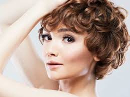 Short curly hair is beautiful and can look stylish on all women. 40 Best Short Curly Hairstyles