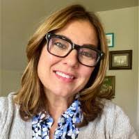 Jenny Collette's Instagram, Twitter & Facebook