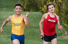 Skyline's Bordner, Warren girls win district titles