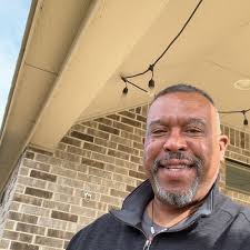 King George (aka) KG,s KINGS AND QUEENS Smoking Room Lounge 236 1st Street  W. Humble Tx .77338 Next door to Shamrocks Pub Open Sunday through  Wednesday 11am till midnight. Thursday through Saturday