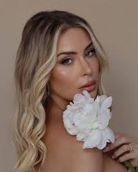 Lissa DeLorenzo (@lissade) • Instagram photos and videos