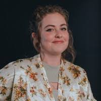 Carol Kluge's Instagram, Twitter & Facebook