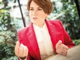 Sosyal medyada paylaşılan bir fotoğrafın, i̇yi̇ parti genel başkanı meral akşener ve fethullah gülen'i yan yana gösterdiği iddia edildi. Meral Aksener E Gore Mhp Erkek Partisi Degil