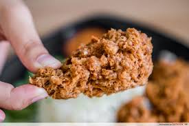 It is best eaten with mashed potato, or with rice, which is the filipino way. 10 Fried Chicken Dishes From Around The World Including Nashville Hot Chicken Eatbook Sg New Singapore Restaurant And Street Food Ideas Recommendations