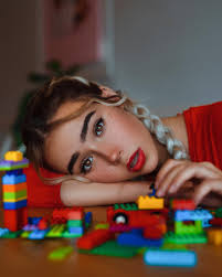 Portraitist on X: Maggie Young Moodie by t.copwYV6yNPyc Geo Leon  beautyphotography portraitphotography t.comXZhaIfXjB  X