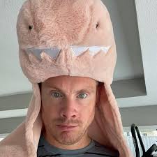 Corey Perry was mocking Lian Bichsel for turtling in the end-of-game scrum 