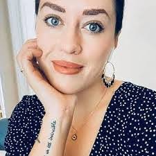 Roger Arend's Instagram, Twitter & Facebook