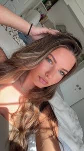 Millie Dunn's Instagram, Twitter & Facebook