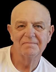 Amanda Burnside's Instagram, Twitter & Facebook