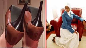 Ziya kavakçı'nın kızı olan merve kavakçı, 18 nisan 1999 seçimlerinde i̇stanbul 1. Merve Kavakci Nin Yegeni De Saray Dan Cikti Gercek Gundem