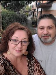 Can someone remove my husband from a photo?