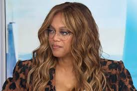 Tyra Banks has hot flash live on air while cohosting the 'Today' show
