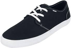 Love toms shoes.they fit my foot like a glove and they also give back to the community which is important to me. Amazon Com Toms Men S Carlo Sneakers Fashion Sneakers