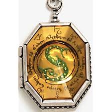 Check spelling or type a new query. Buy Harry Potter Salazar Slytherin Horcrux Locket Necklace Online In India B00zfkmozo