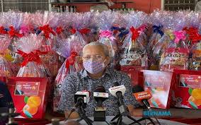 Lagu rasmi baru wilayah persekutuan ini dirasmikan oleh yab timbalan perdana menteri malaysia, tan sri muhyiddin yassin. Bernama Kementerian Wilayah Persekutuan Bakal Bina 12 000 Unit Kediaman Di Putrajaya