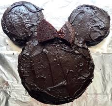 570 x 792 jpeg 107 кб. How To Make A Minnie Mouse Birthday Cake Video