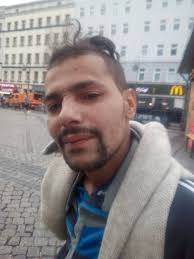 Singer-songwriter Michiel Flamman (54) is ongeneeslijk ziek: 'Ik voel dat  de kanker aan me knabbelt' | Zaltbommel | bd.nl