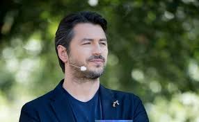 See more of сергій притула on facebook. Sergej Pritula Posvyatil Lyubimoj Zhene Trogatelnye Slova V Ee Den Rozhdeniya Foto Imeninnicy Tv Ua