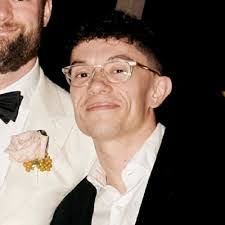 Garry Austin's Instagram, Twitter & Facebook