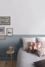 14 Inspirations Pour Creer Une Tete De Lit En Peinture In 2020 Small Room Bedroom Comfy Living Room Home Decor