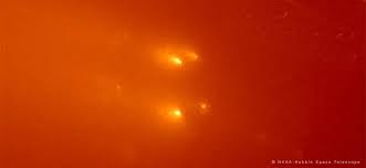 We'll first load the car, then go to llassa, then find a translator. La Comete Atlas Desintegree L Astronomie