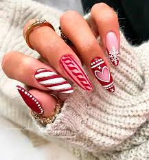 Simple red nails (again with the red. The Best Christmas Nails Ideas For 2020 Cute Manicure