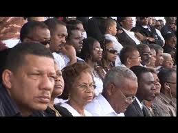 Financement électoral: Jean Pétion Favard sévèrement pris à partie devant  les studios de Kiskeya