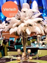 Dekoration Mieten Und Vermieten Straussenfeder In Vase Mit Beleuchtung Tischdekoration Hochzeit Blumen Blumen Mittelstucke Tischdekoration Hochzeit