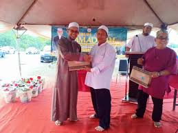 Bukit keluang mempunyai tarikan tersendiri yang mampu memukau para pengunjung tempatan dan luar negara dengan keindahan dan keunikannya. Madinah Ramadan Dun Bukit Besi Beri Kesan Positif Trdi News