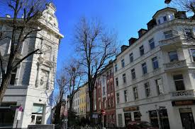 Curated design apartment my glam blue&gold first occupancy, highest level furniture & equipment! Dusseldorf Bilk Tour Kulinarische Stadtfuhrung Erleben