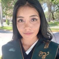 Iris Ledesma's Instagram, Twitter & Facebook