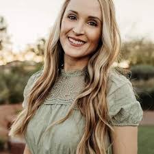 Leticia Murphy's Instagram, Twitter & Facebook